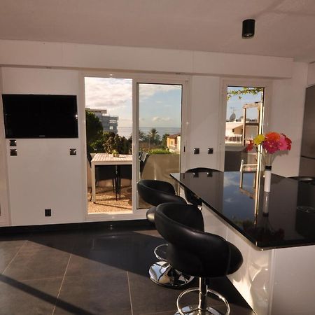 Gorgeous One-Bedroom Apartment With Terrace And Sea View -Stayinantibes- Bijou Plage Exterior photo