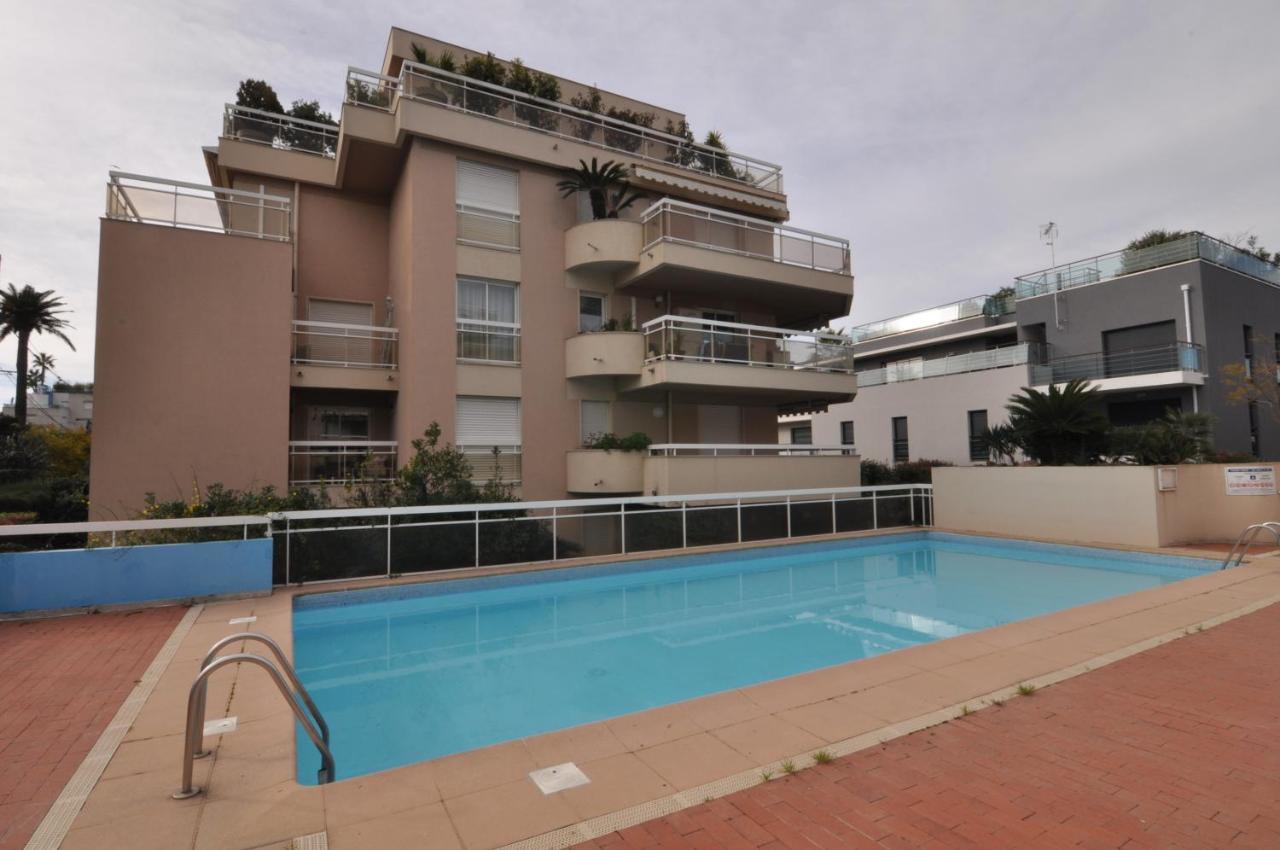 Gorgeous One-Bedroom Apartment With Terrace And Sea View -Stayinantibes- Bijou Plage Exterior photo